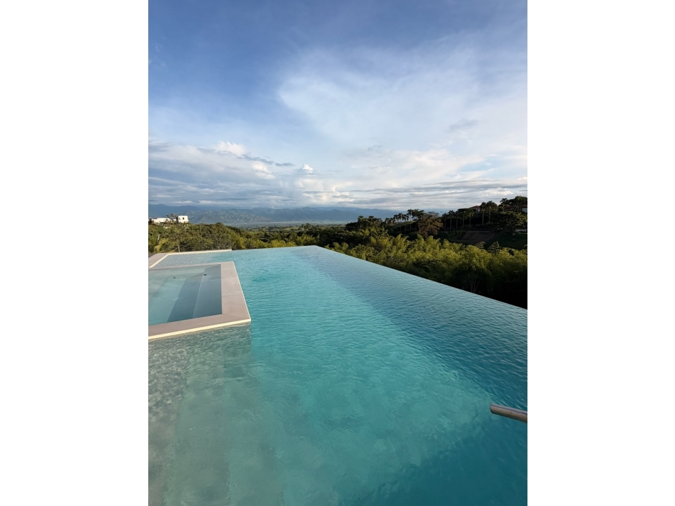 EN RENTA CASA CAMPESTRE EN CERRITOS PEREIRA