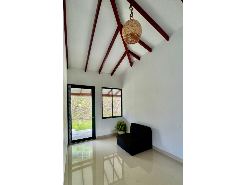 EN VENTA CASA CAMPESTRE EN EL LAGO CALIMA - 6