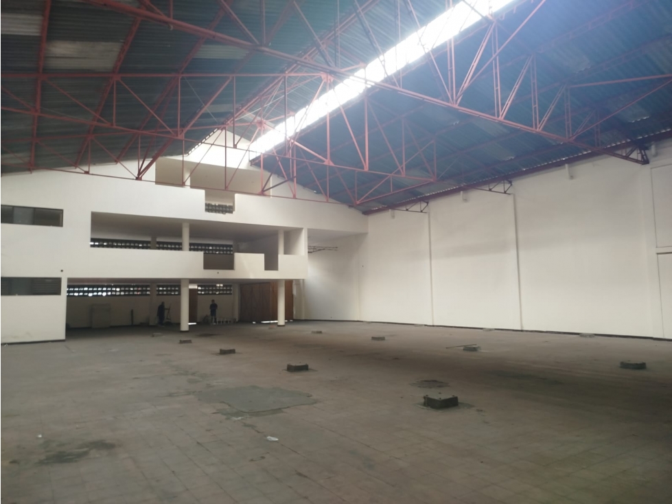 EN VENTA BODEGA INDUSTRIAL EN CALI - 5