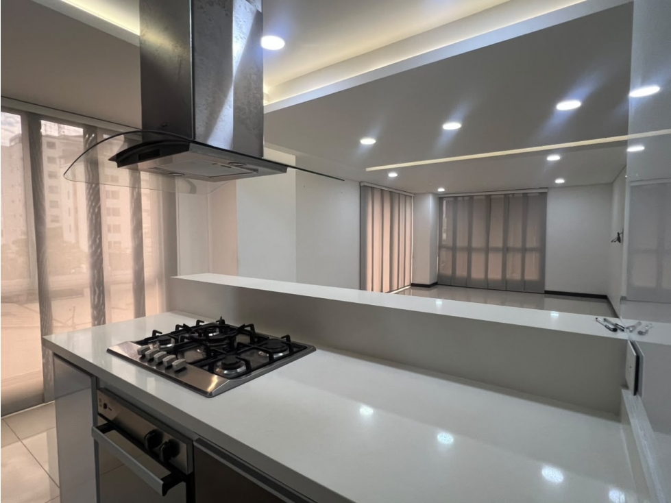 EN VENTA APARTAMENTO EN PINARES PEREIRA