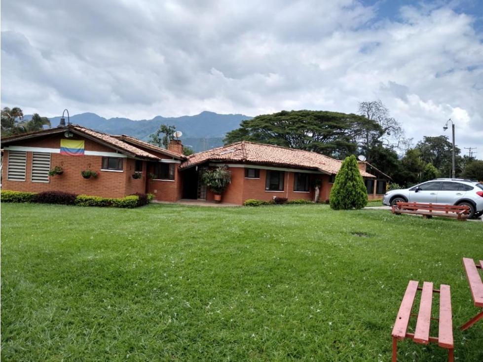 EN VENTA CASA CAMPESTRE EN COMBIA PEREIRA