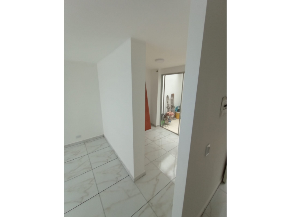 EN VENTA CASA EN BELMONTE PEREIRA — foto 2