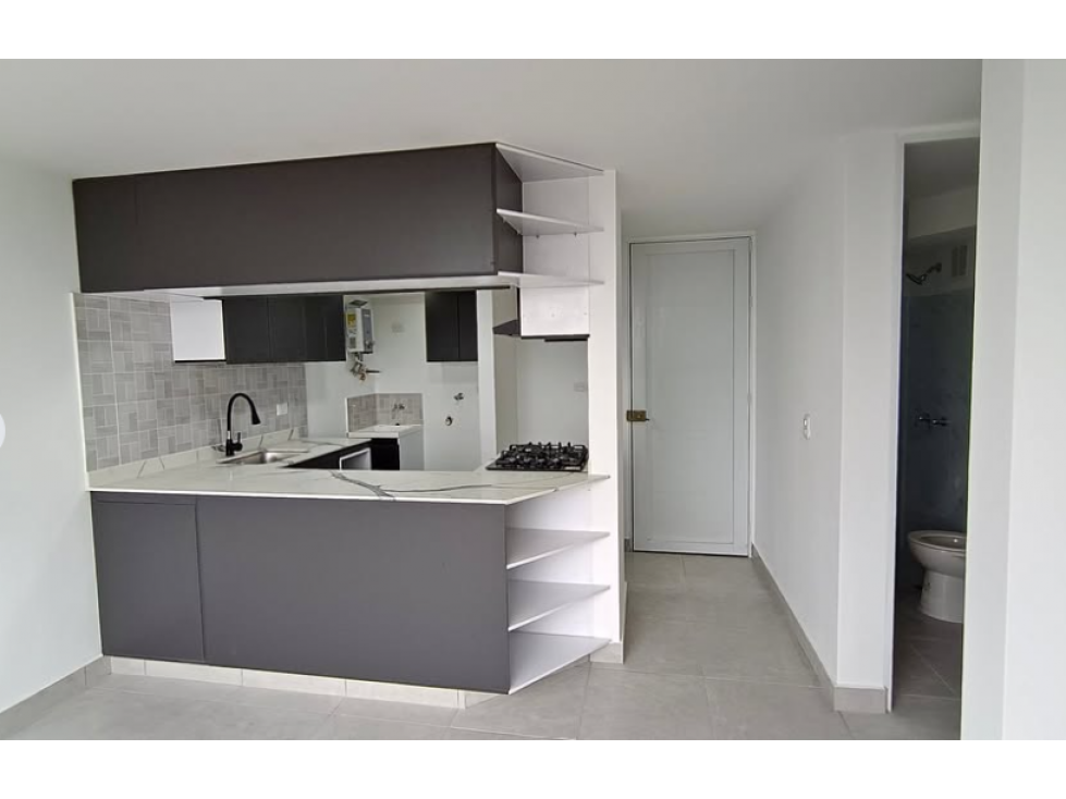 EN VENTA APARTAMENTO EN CERRITOS PEREIRA