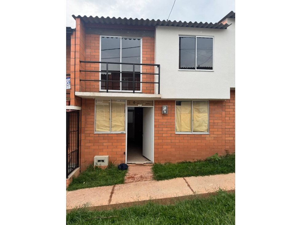 EN VENTA CASA EN PARQUE INDUSTRIAL PEREIRA