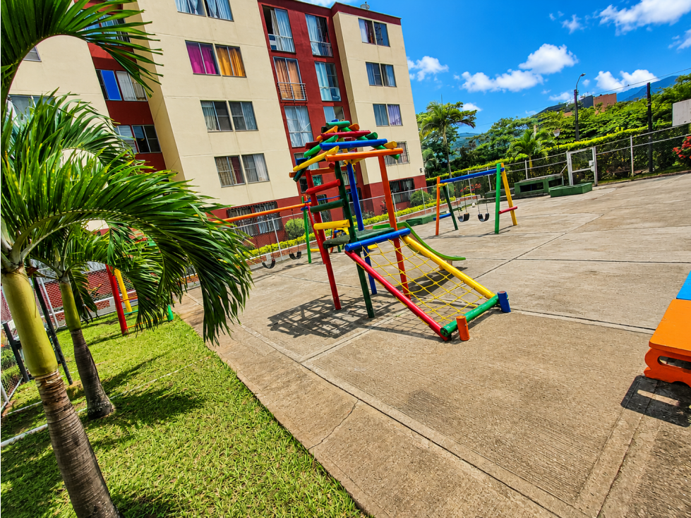 (LGG) VENTA APTO 4 PISO BRISAS DE LOS ÁLAMOS — foto 2