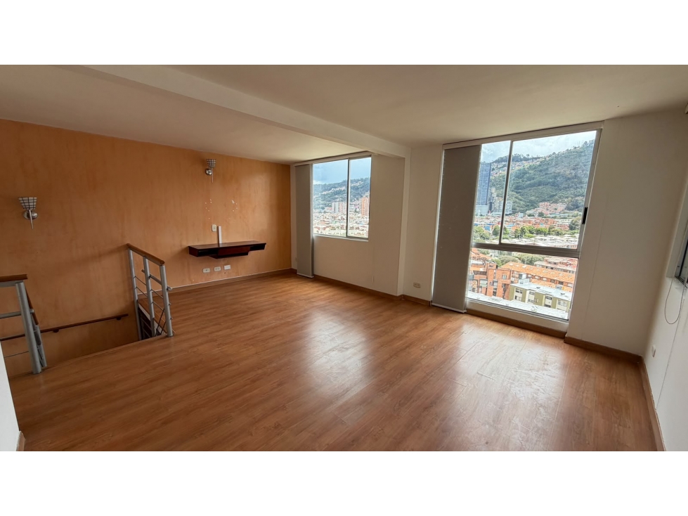 ¡DÃPLEX PISO 16 CON BALCÃN, JACUZZI Y VISTA PANORÃMICA AL ORIENTE! — foto 3