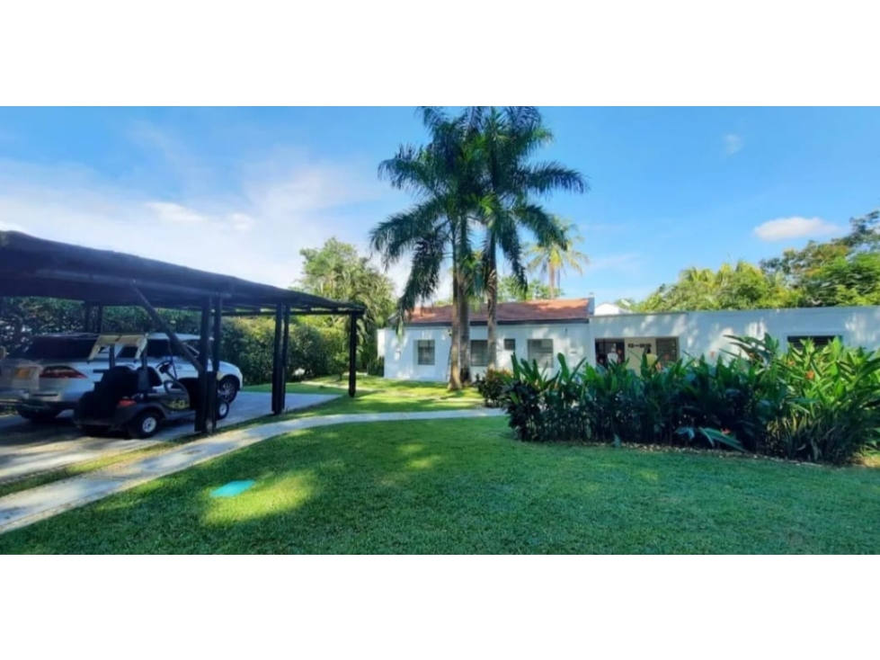 CASA CAMPESTRE RECIÉN REMODELADA FRENTE AL HOYO 9 EN PUERTO PEÑALISA - 2