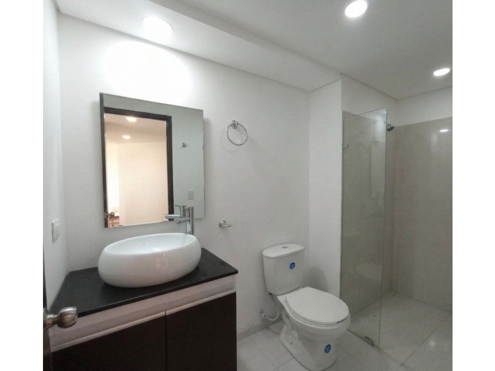 Apartamento en venta en Santa Lucía, Rafael Uribe — foto 2