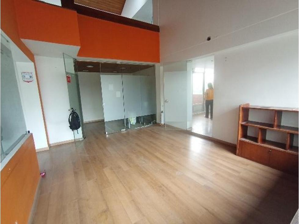 Oficina en venta en La Cabrera, Chapinero - 2