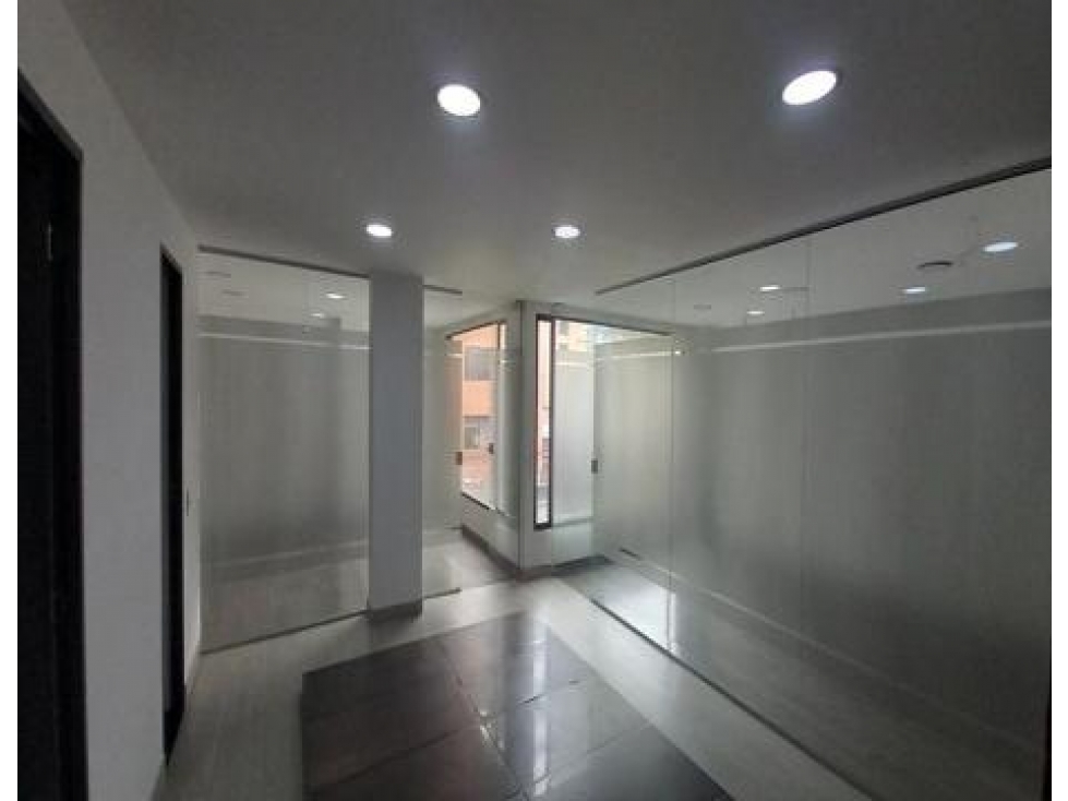 Oficina en venta en Chicó Norte, Chapinero - 2
