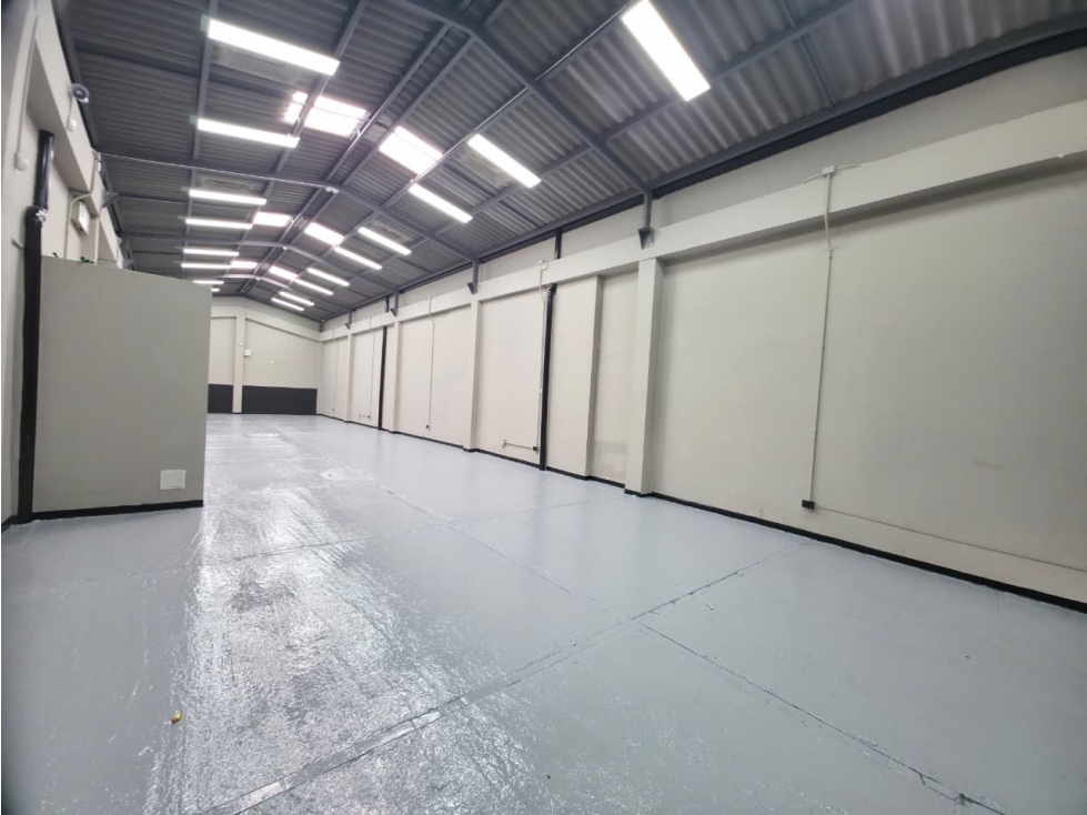 BODEGA PARA ARRIENDO EN RIONEGRO, BOGOTÁ — foto 3