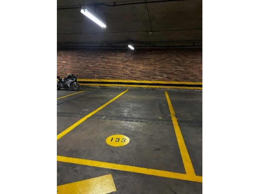 Parqueadero en venta en Las Nieves, Santa Fe - 3