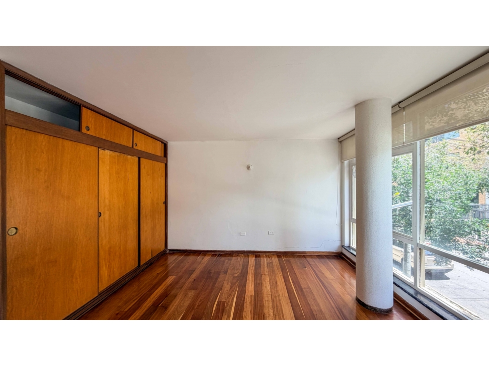 ¡133 MÂ² EXTERIORES, ALTURA DE 2.60 M Y CHIMENEA EN EL VIRREY! — foto 4