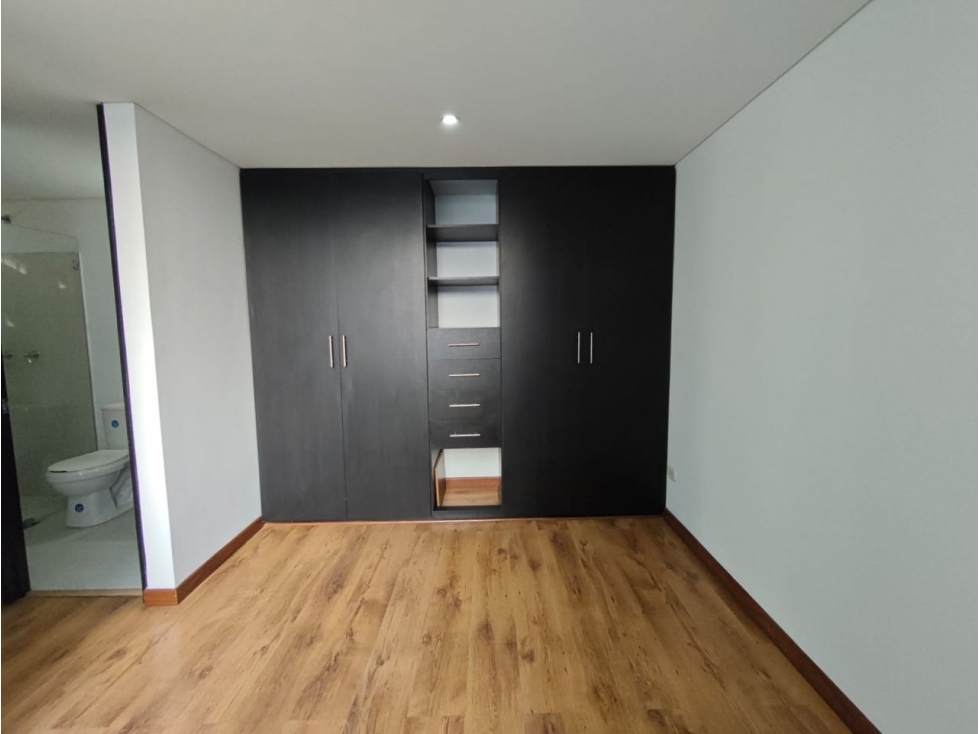 Apartamento en venta en Santa Lucía, Rafael Uribe — foto 5