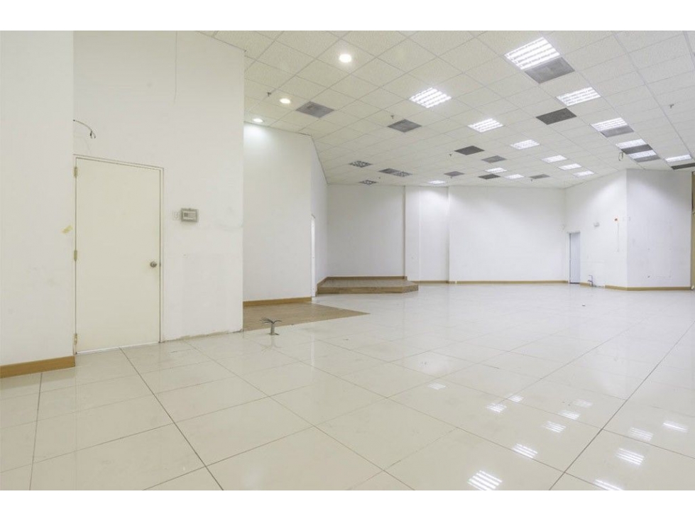 Local en venta en Salazar Gomez, Puente Aranda — foto 5
