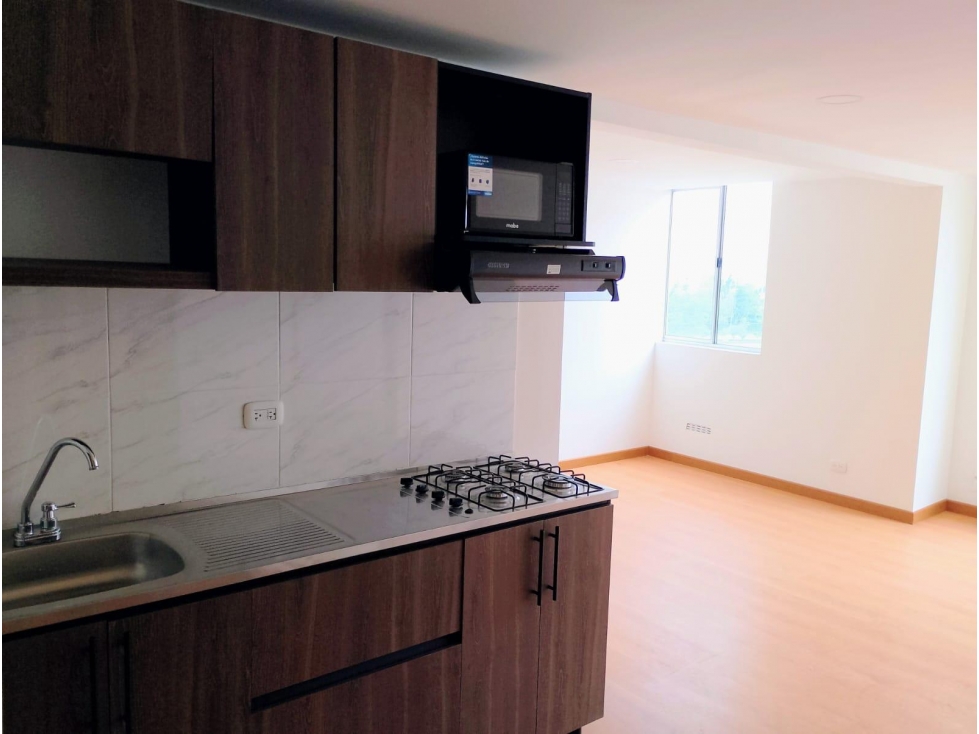 ¡PARA ESTRENAR EN LAGOS DE TORCA CON VISTA AL CLUB EL RANCHO! — foto 2