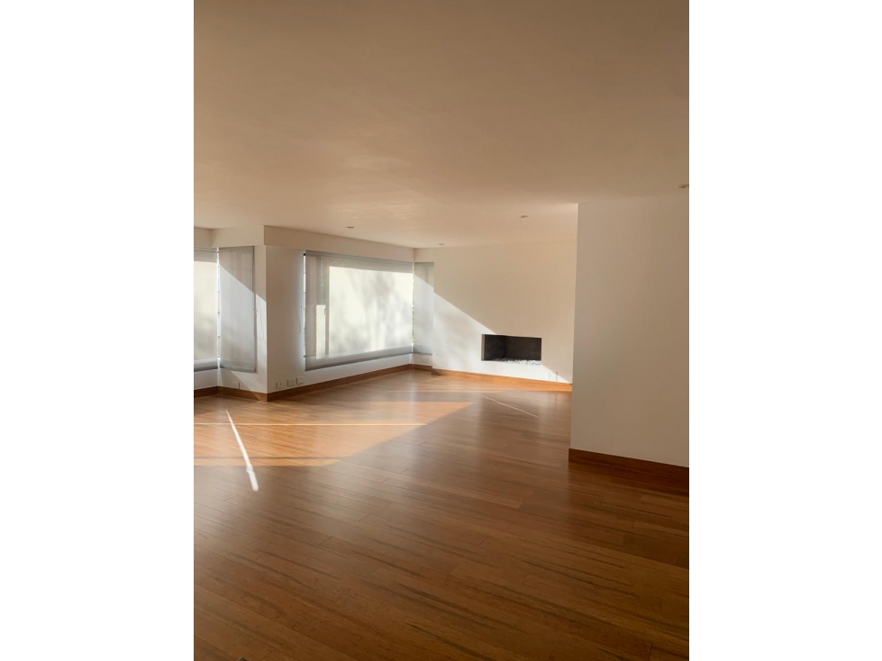 ¡250 MÂ² TOTALMENTE REMODELADOS Y ASCENSOR DIRECTO EN LA CABRERA!