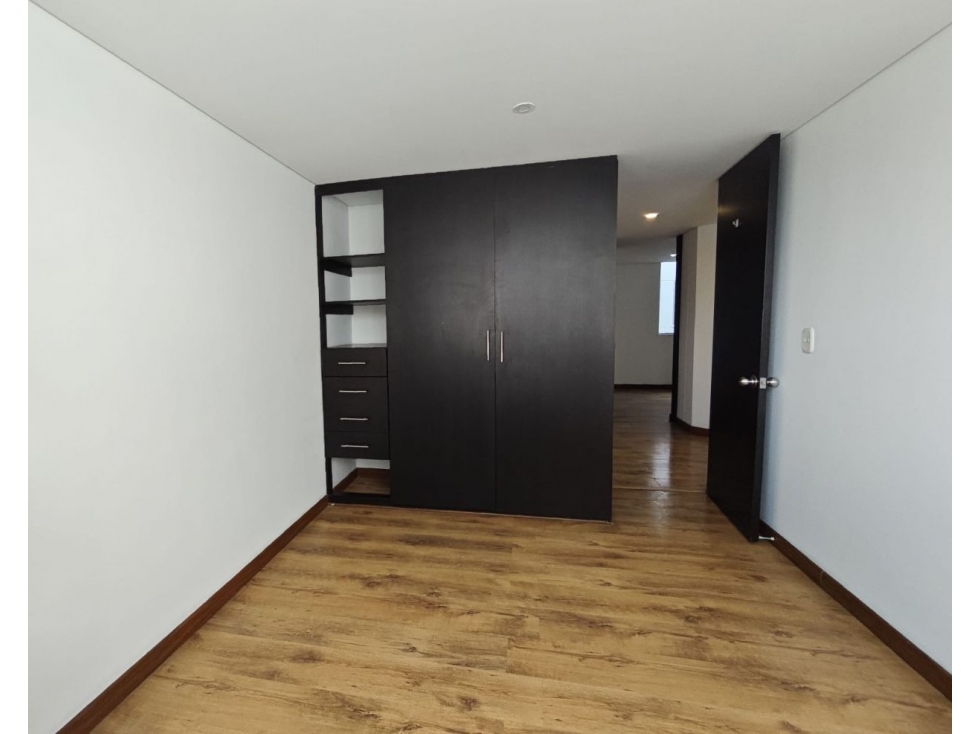 Apartamento en venta en Santa Lucía, Rafael Uribe — foto 6