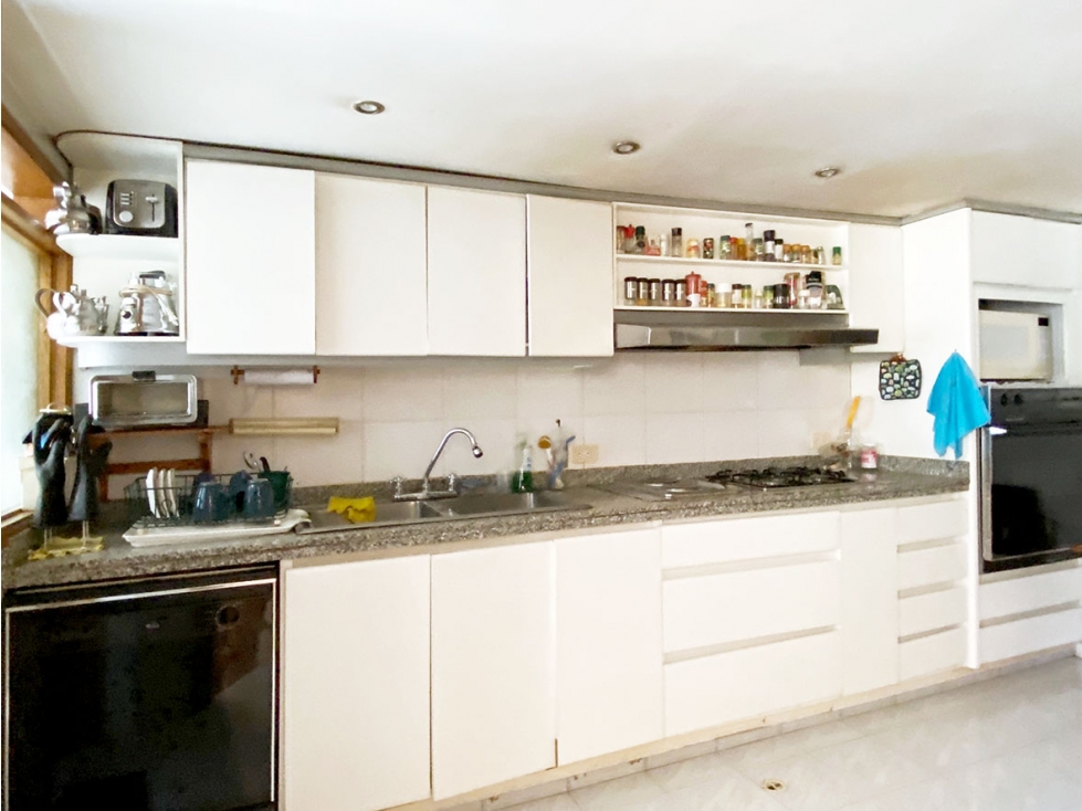 ¡240 MÂ² EXTERIORES, 4 ALCOBAS Y 4 GARAJES EN ROSALES BAJO! — foto 5