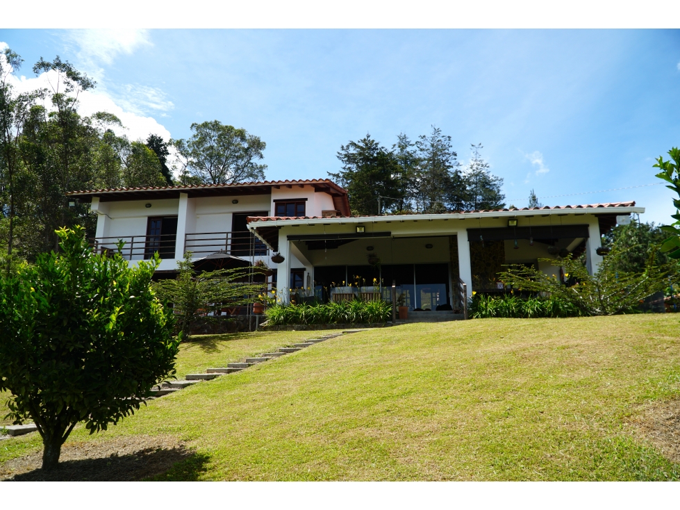 Venta de Finca en Marinilla con Mobiliario Incluido - 2