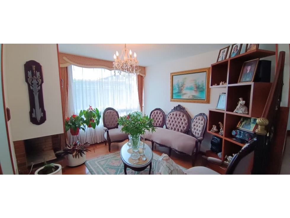 VENTA CASA COTA CENTRO CJ CERRADO