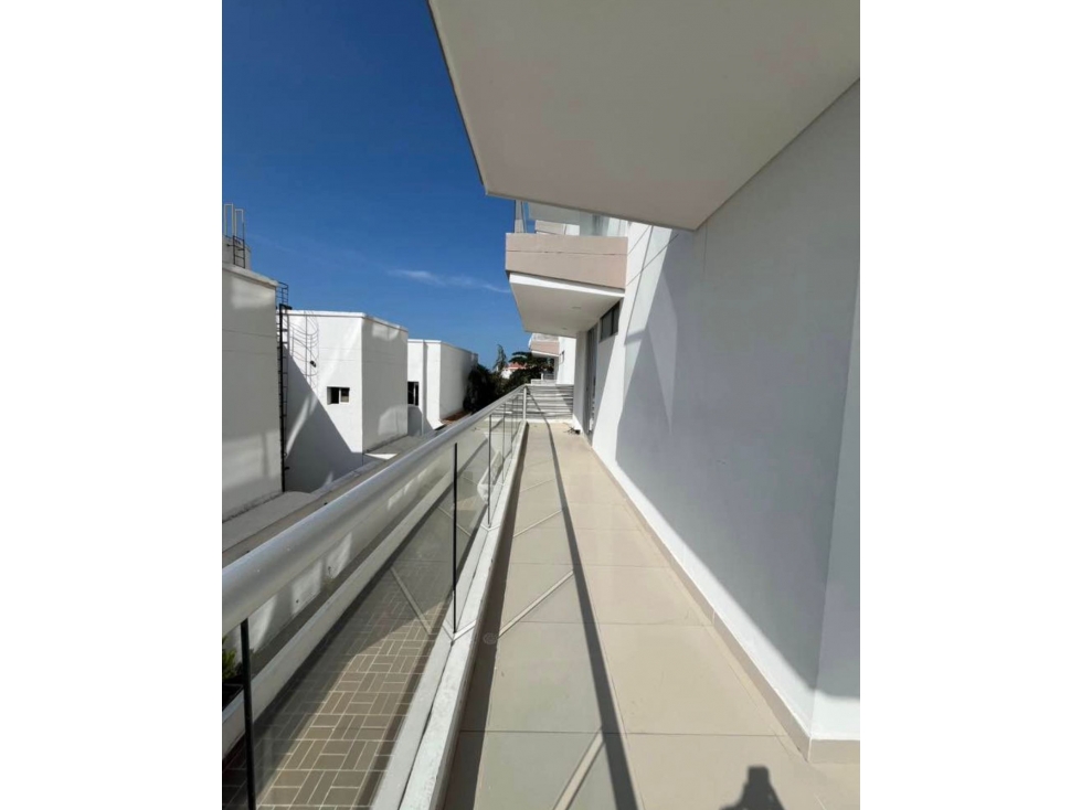 VENTA APARTAMENTO EDIFICIO TRAMONTANA — foto 3