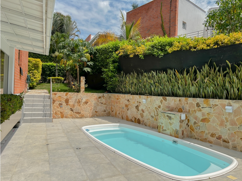 Casa en Venta con Piscina Pance Cali - 2