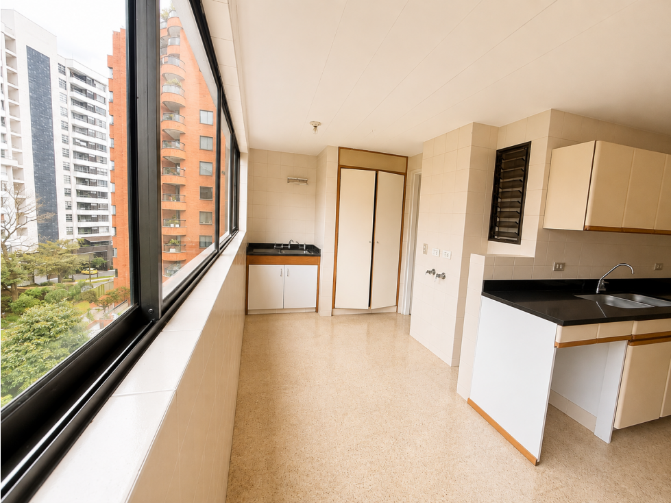 Venta de apartamento .256 m2 para remodelar en Castropol | El Poblado — foto 4