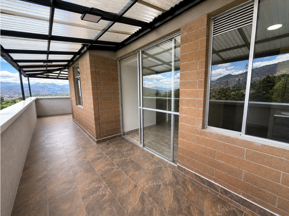 VENTA DE APARTAMENTO REMODELADO CON TERRAZA CALASANZ PARTE ALTA — foto 5