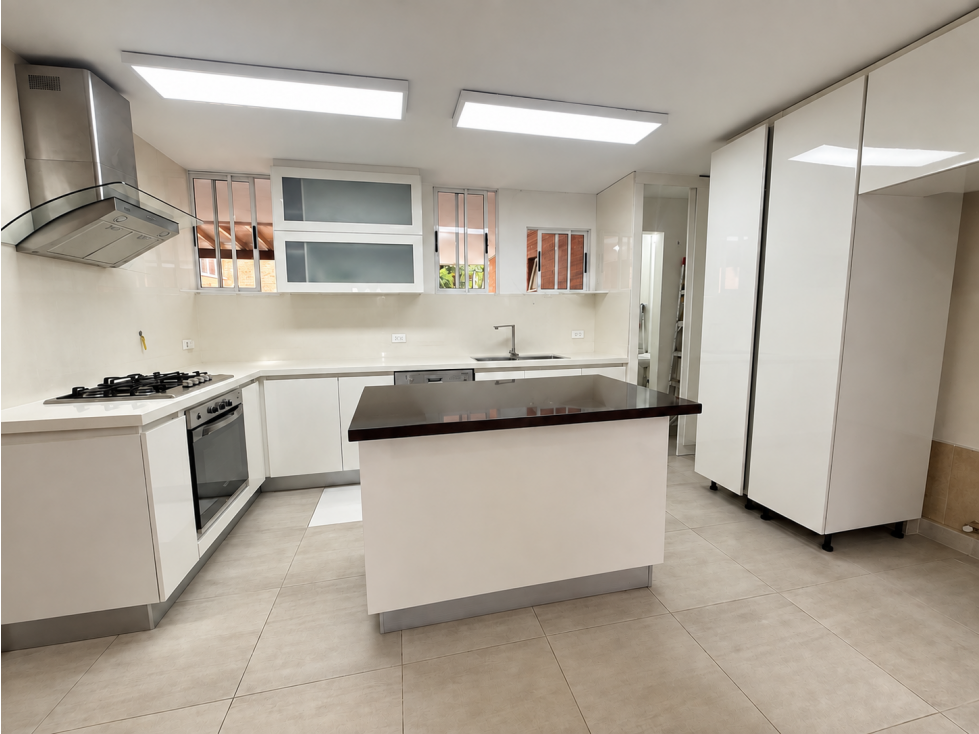 CASA EN VENTA EL POBLADO, SECTOR EL CAMPESTRE — foto 5