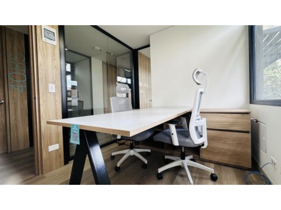 Venta /arriendo oficina moderna en edificio inteligente — foto 5
