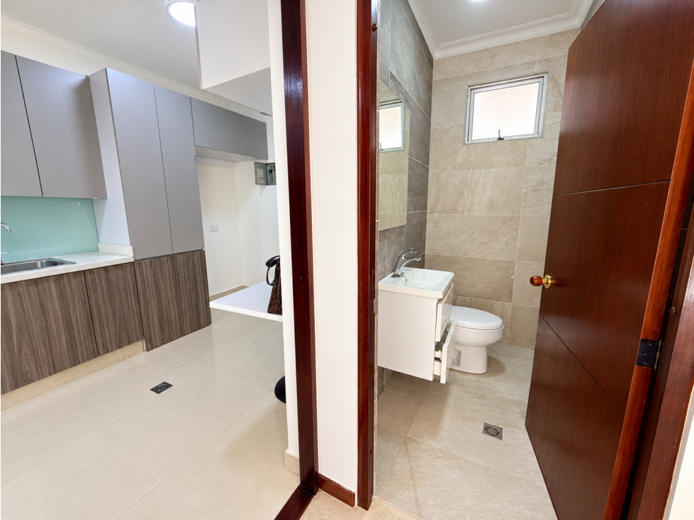 CASA ESQUINERA EN VENTA EL POBLADO - 6