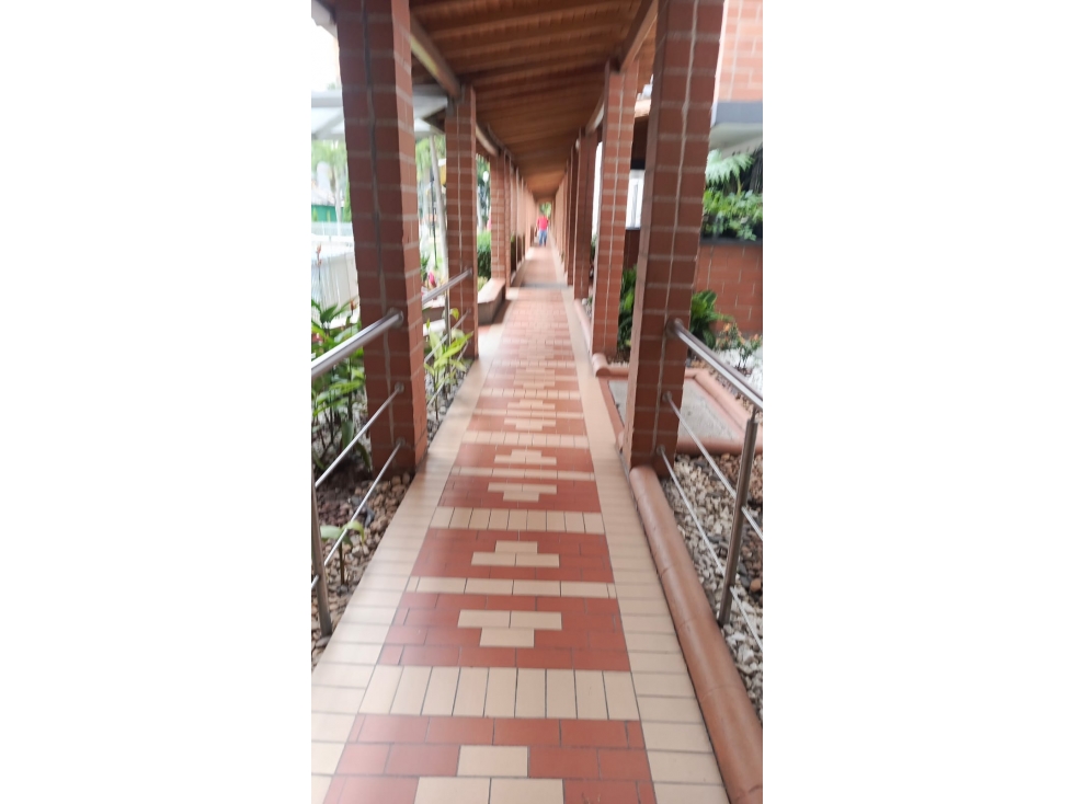 vendo apartamento barrio los colores medellin antioquia — foto 2