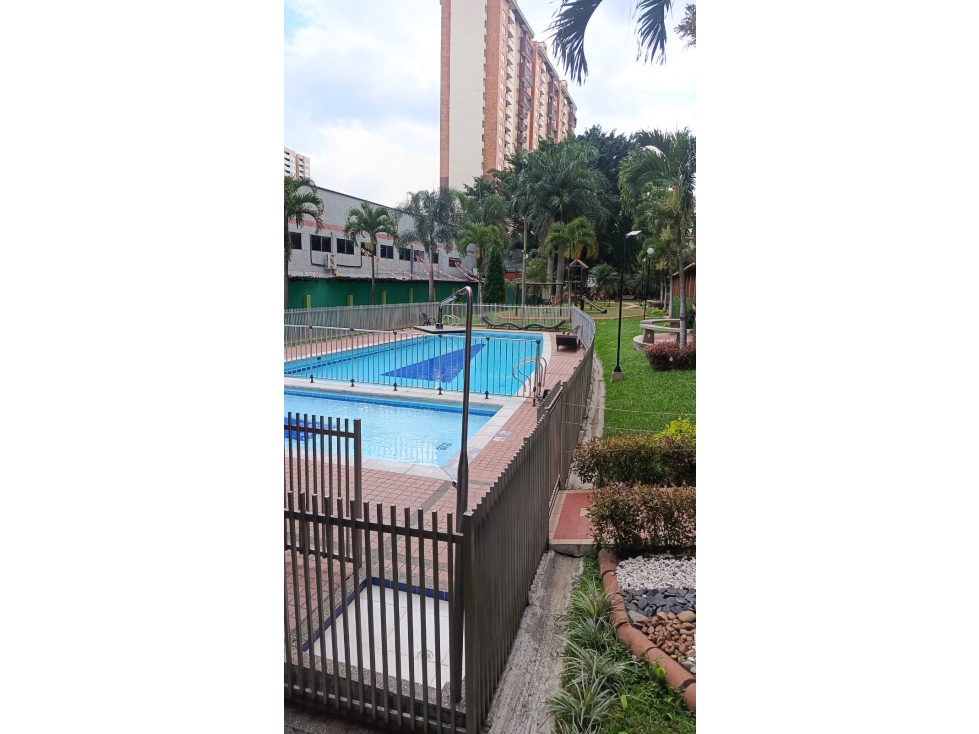 vendo apartamento barrio los colores medellin antioquia — foto 4