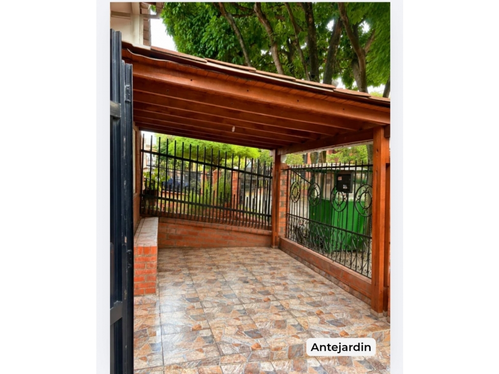 VENDO CASA DE 2 PISOS EN CALI VALLE DEL LILI (JOH) CW:10311415