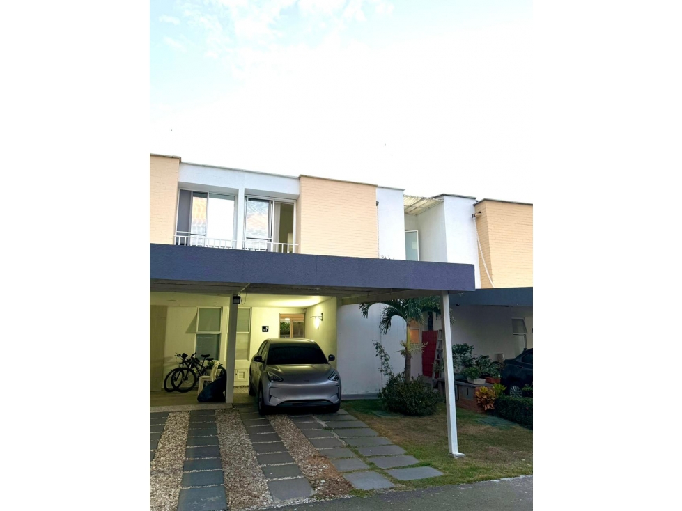 VENDO CASA EN EL CASTILLO JAMUNDI (P.Z) CW:10362385 — foto 2
