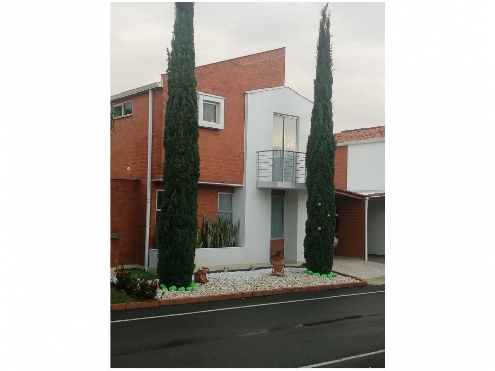 VENDO CASA CAMPESTRE EN ALFAGUARA JAMUNDI (K.T) CW:10362285