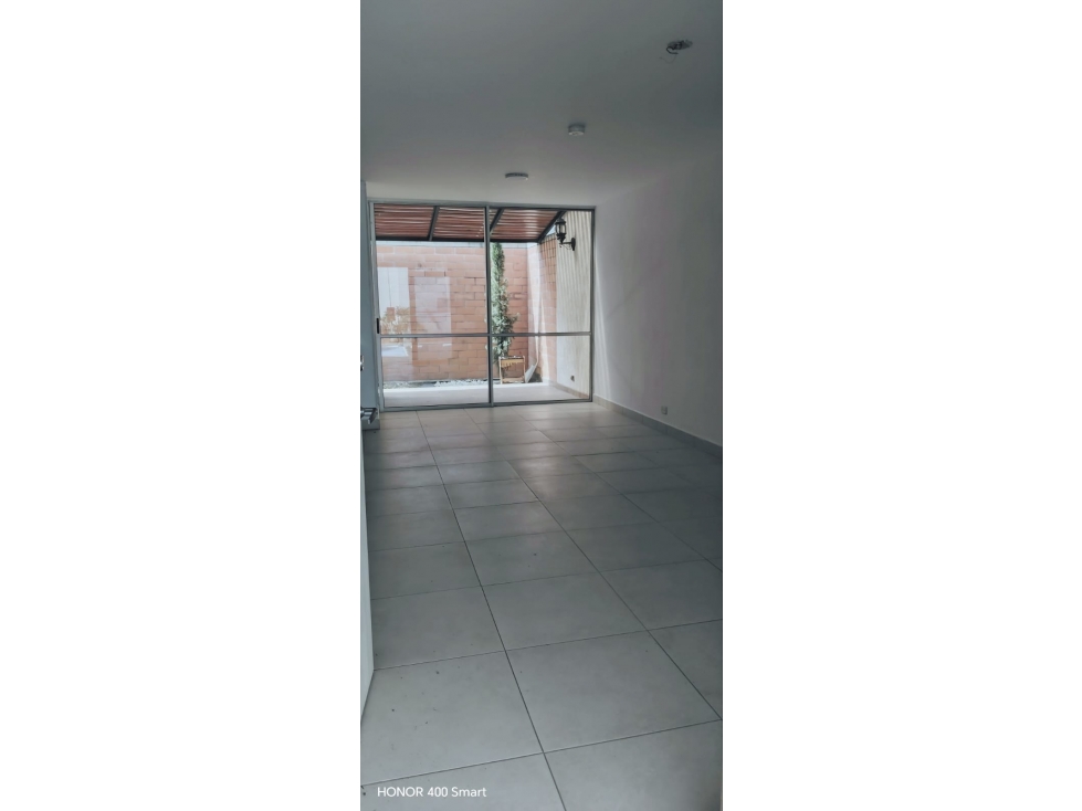 VENDO CASA EN CIUDAD COUNTRY JAMUNDI (P.D) CW:10417853