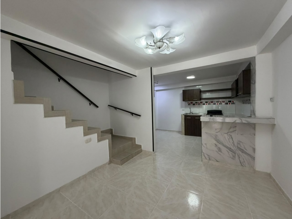 VENDO CASA BIFAMILIAR CIUDADELA DE LAS FLORES JAMUNDI (I.K)CW:10478773 — foto 3