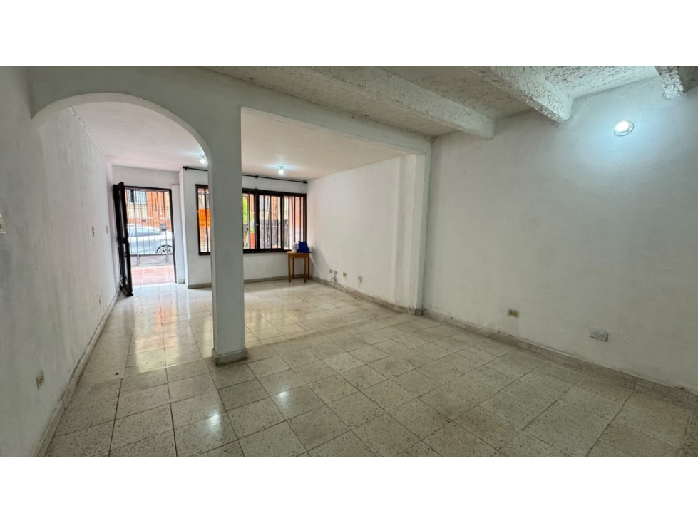 VENDO CASA DE 2 PISOS INDEPENDIENTES EN EL REFUGIO (P.Z) CW:10457131 — foto 2