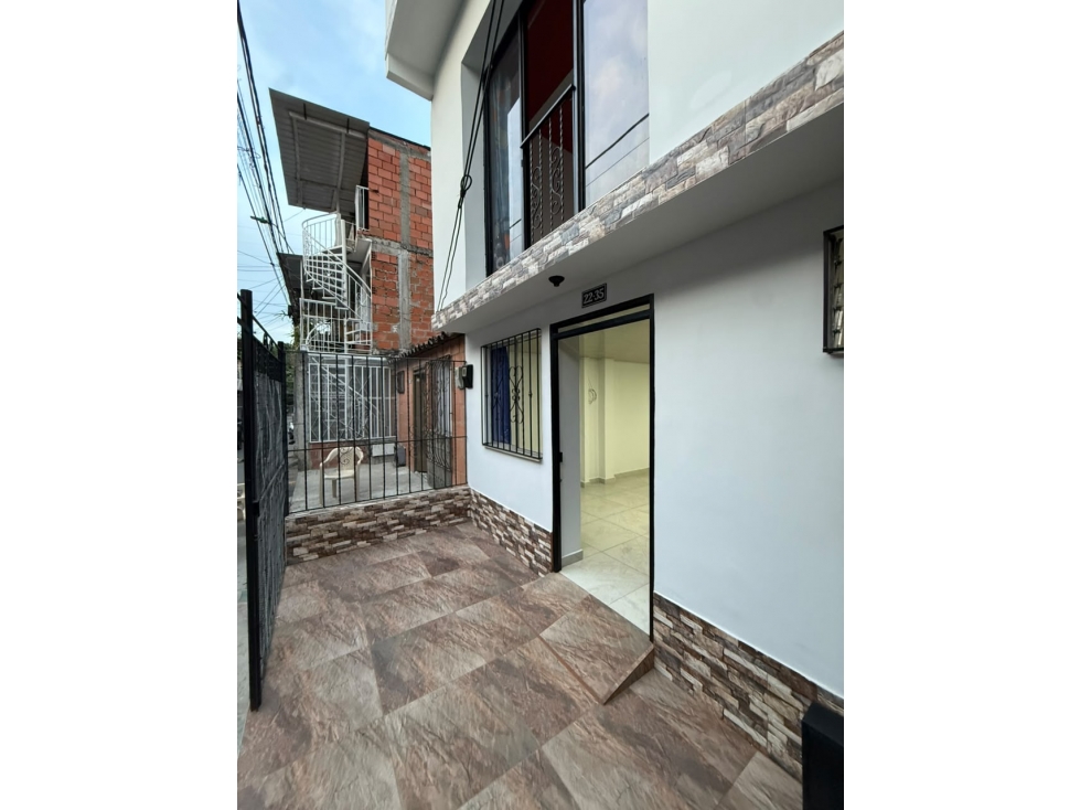 VENDO CASA REMODELADA EN VALLE GRANDE (I.K) CW:10378055 — foto 2