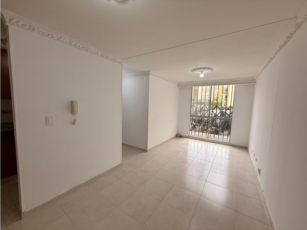 VENDO APARTAMENTO PISO 1 EN LOS ALMENDROS (JPG) CW:10491013 — foto 2