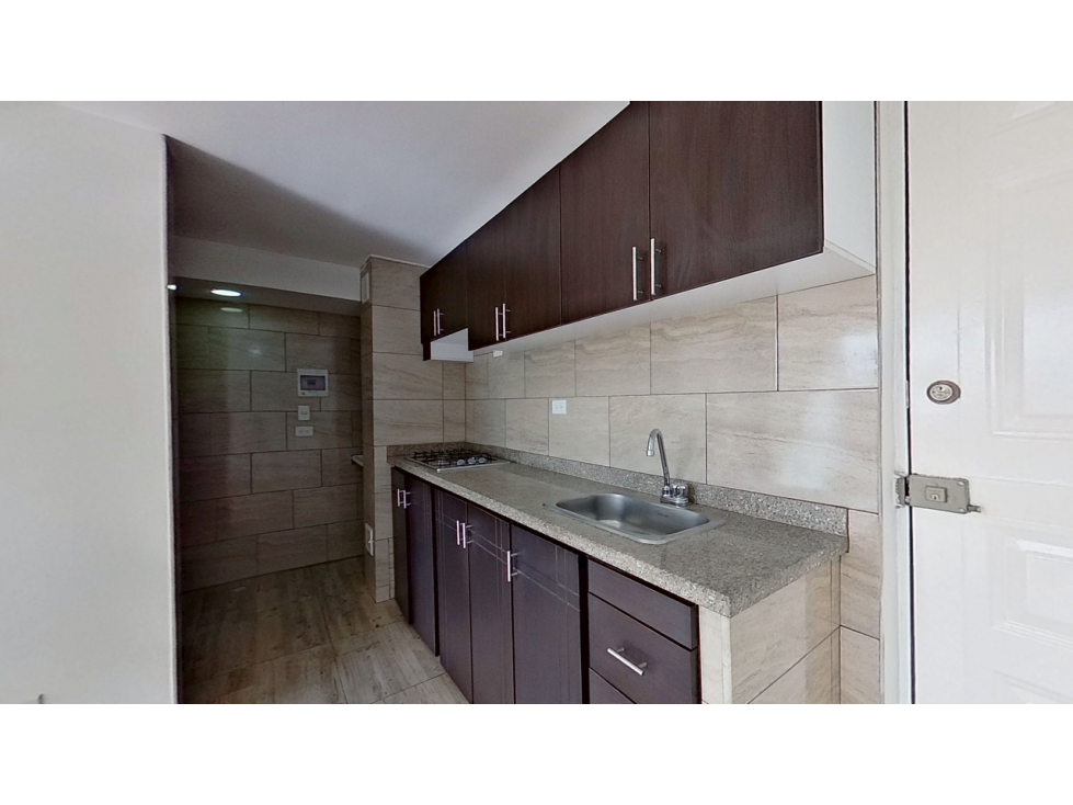 VENTA APARTAMENTO FRENTE AL PORTAL SUR, $210.000.000 — foto 3