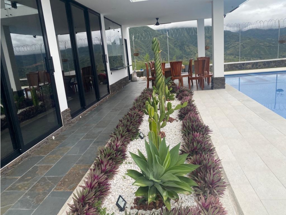 VENTA DE FINCA CAMPESTRE EN SAN JERONIMO ANTIOQUIA