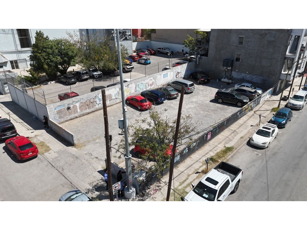 TERRENO EN VENTA ZONA CENTRO - 1