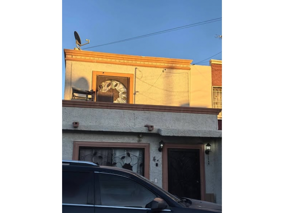 HERMOSA CASA EN PRADERA DORADA! — foto 6