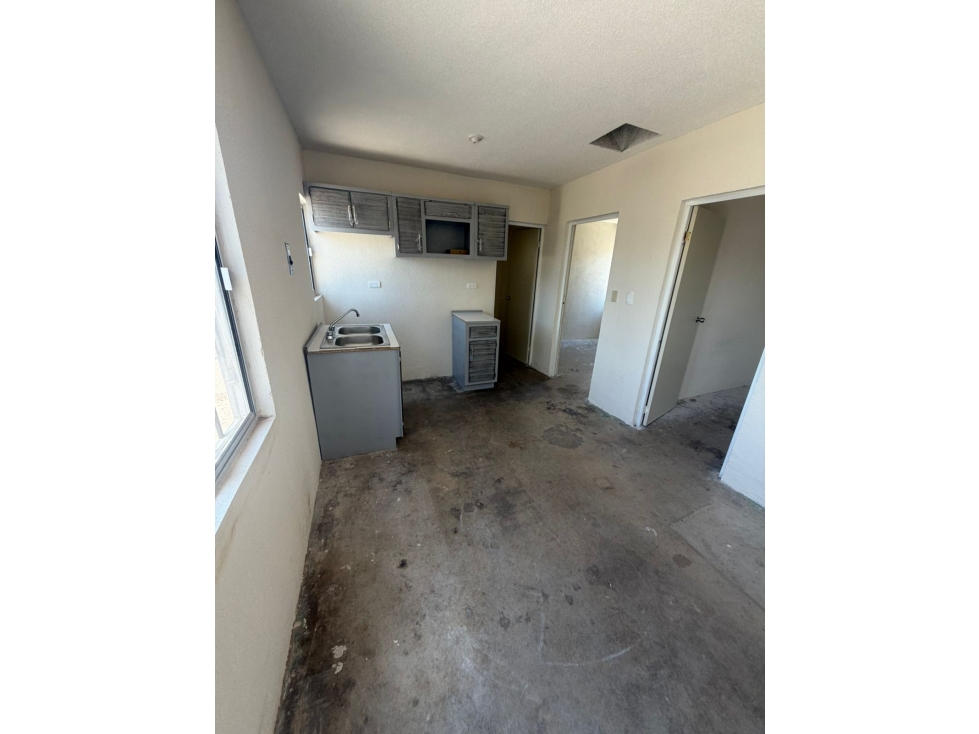 CASA EN VENTA DE CONTADO FRACC. SENDEROS DEL SOL — foto 2