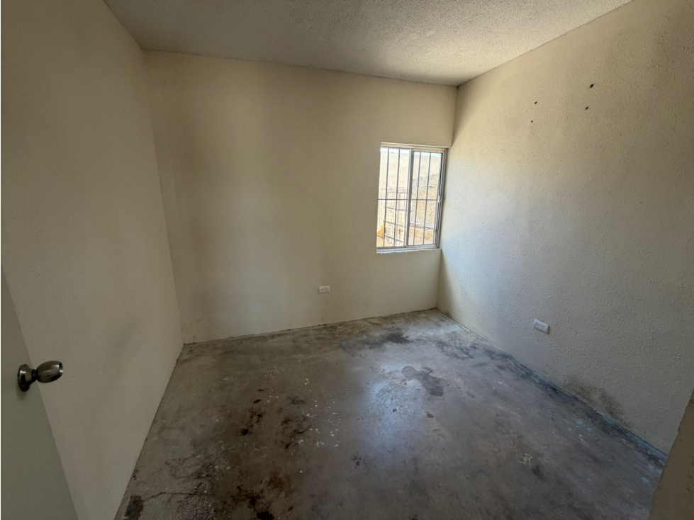CASA EN VENTA DE CONTADO FRACC. SENDEROS DEL SOL — foto 6