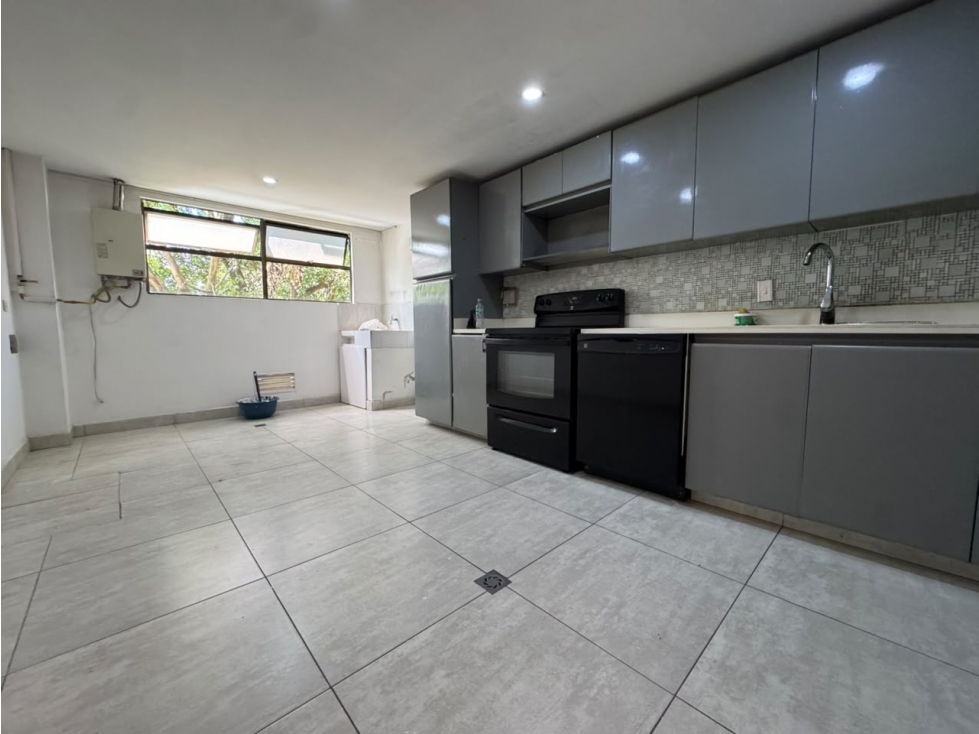 Venta apartamento en el Poblado, milla de oro — foto 4