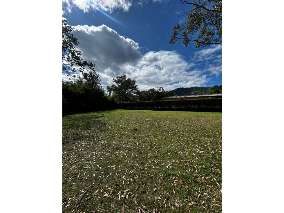 SE VENDE LOTE DE 2561.6 M2 EN PARCELACIÓN EN LA CEJA - 6
